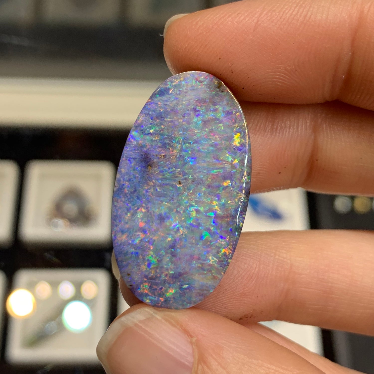 Lilac-hued opals
