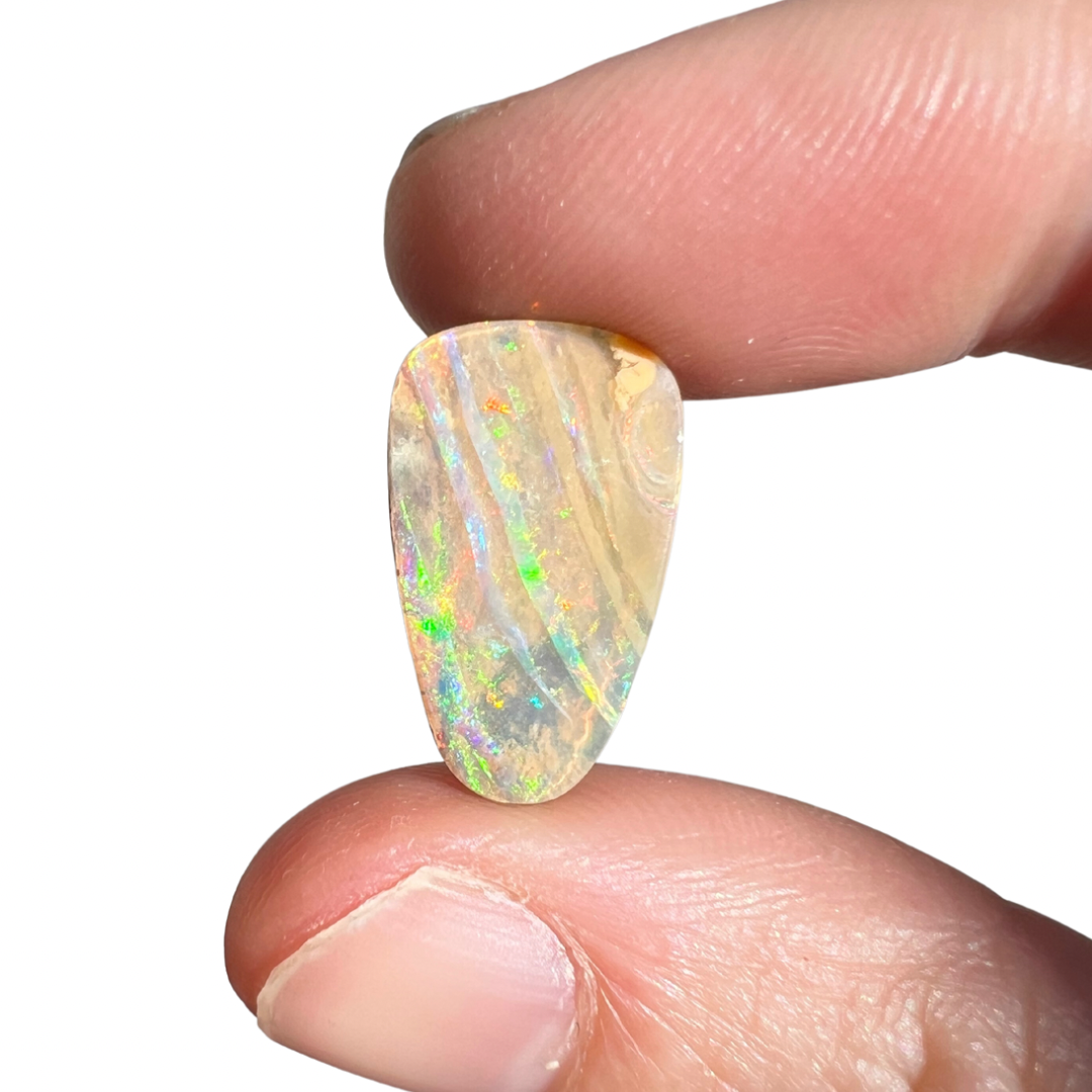5.09 Ct colourful striped boulder opal