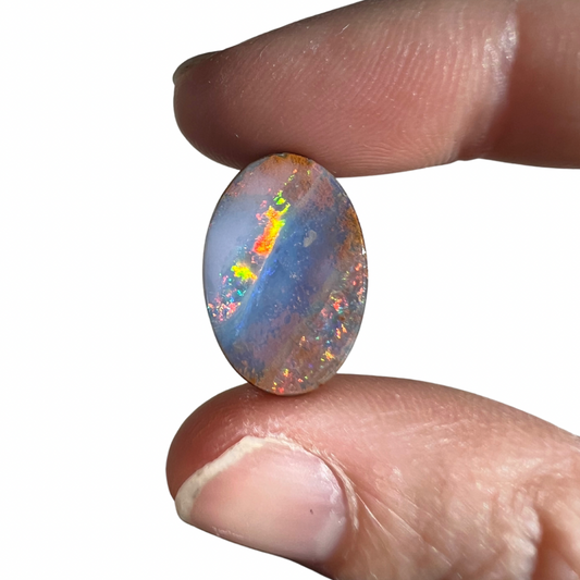 8.55 Ct oval boulder opal