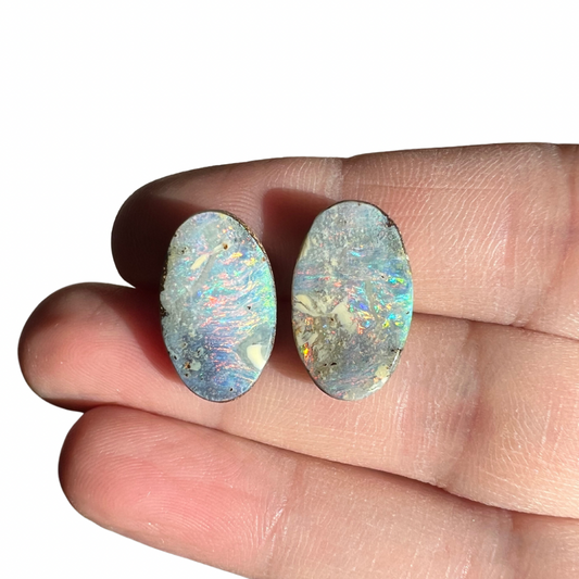 13.53 Ct oval boulder opal pair