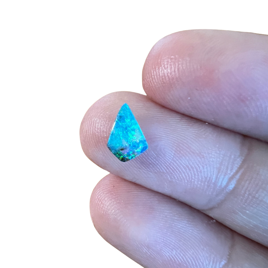 0.47 Ct extra small boulder opal