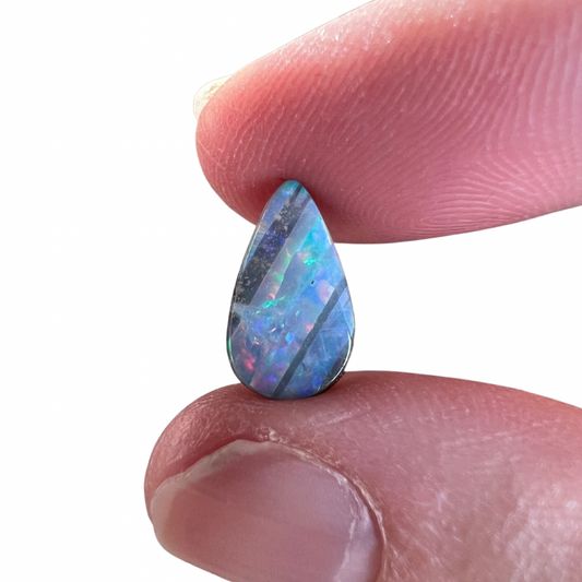 2.18 Ct rainbow boulder opal