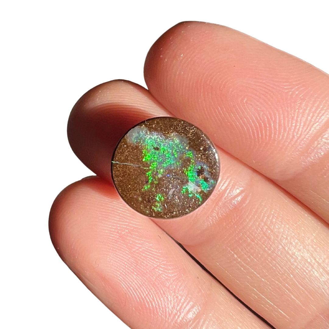 6.15 Ct small boulder opal