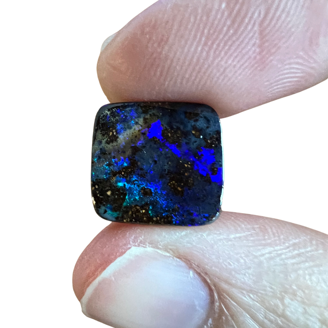 5.64 Ct small boulder opal