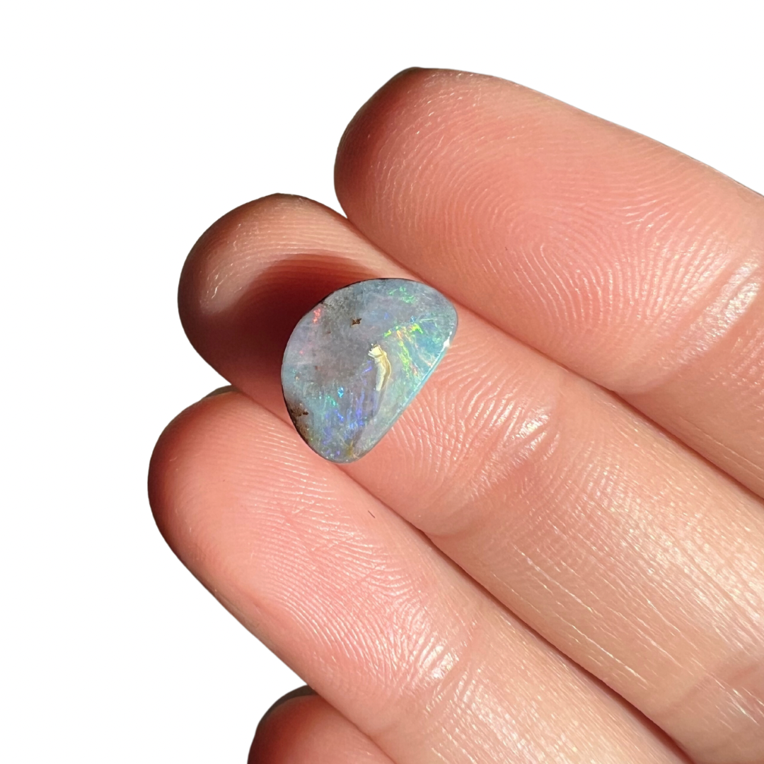 2.45 Ct small boulder opal