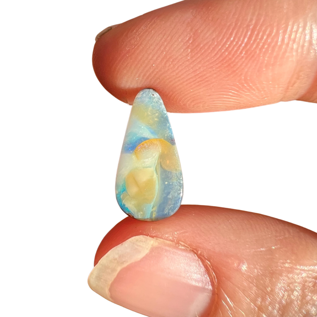 2.91 Ct small boulder opal