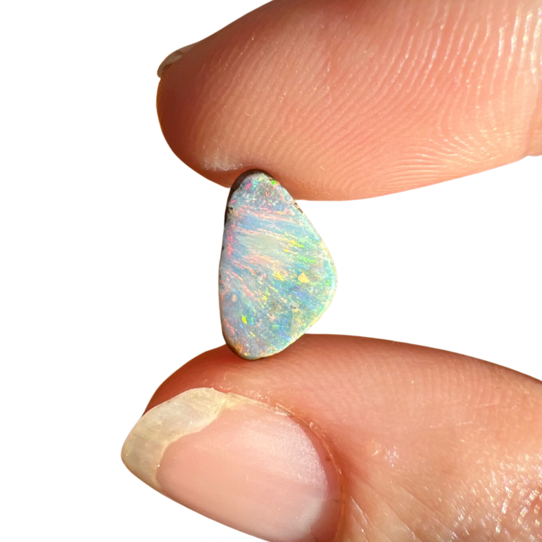 1.66 Ct small pink boulder opal