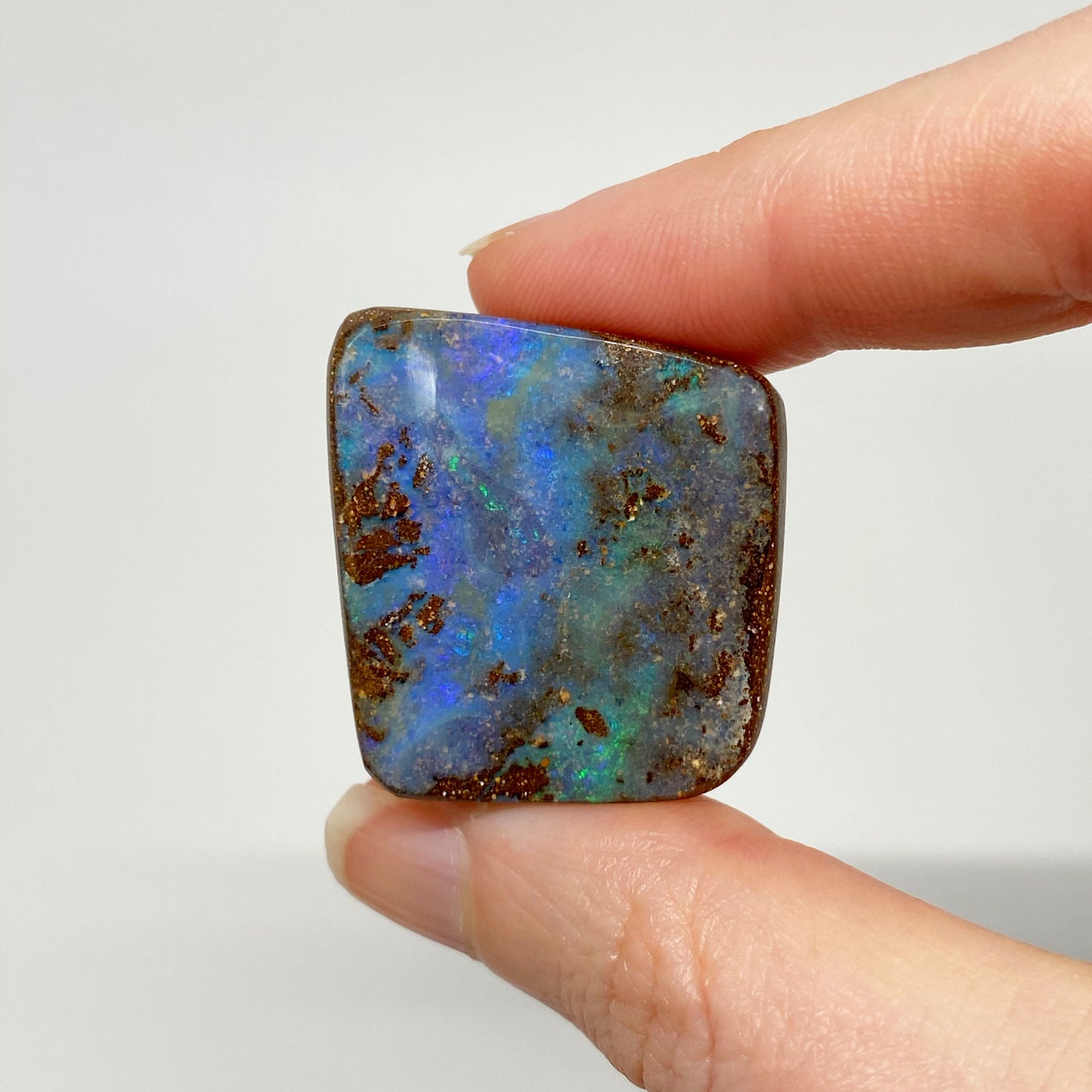 100 Ct green-blue boulder opal specimen